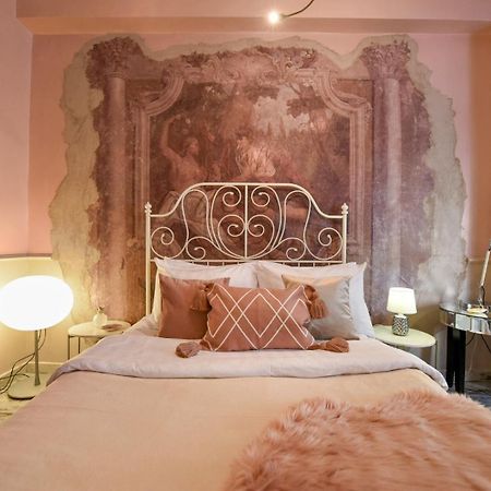 Magic Studio - A Central Fairytale Experience Bukares Bagian luar foto