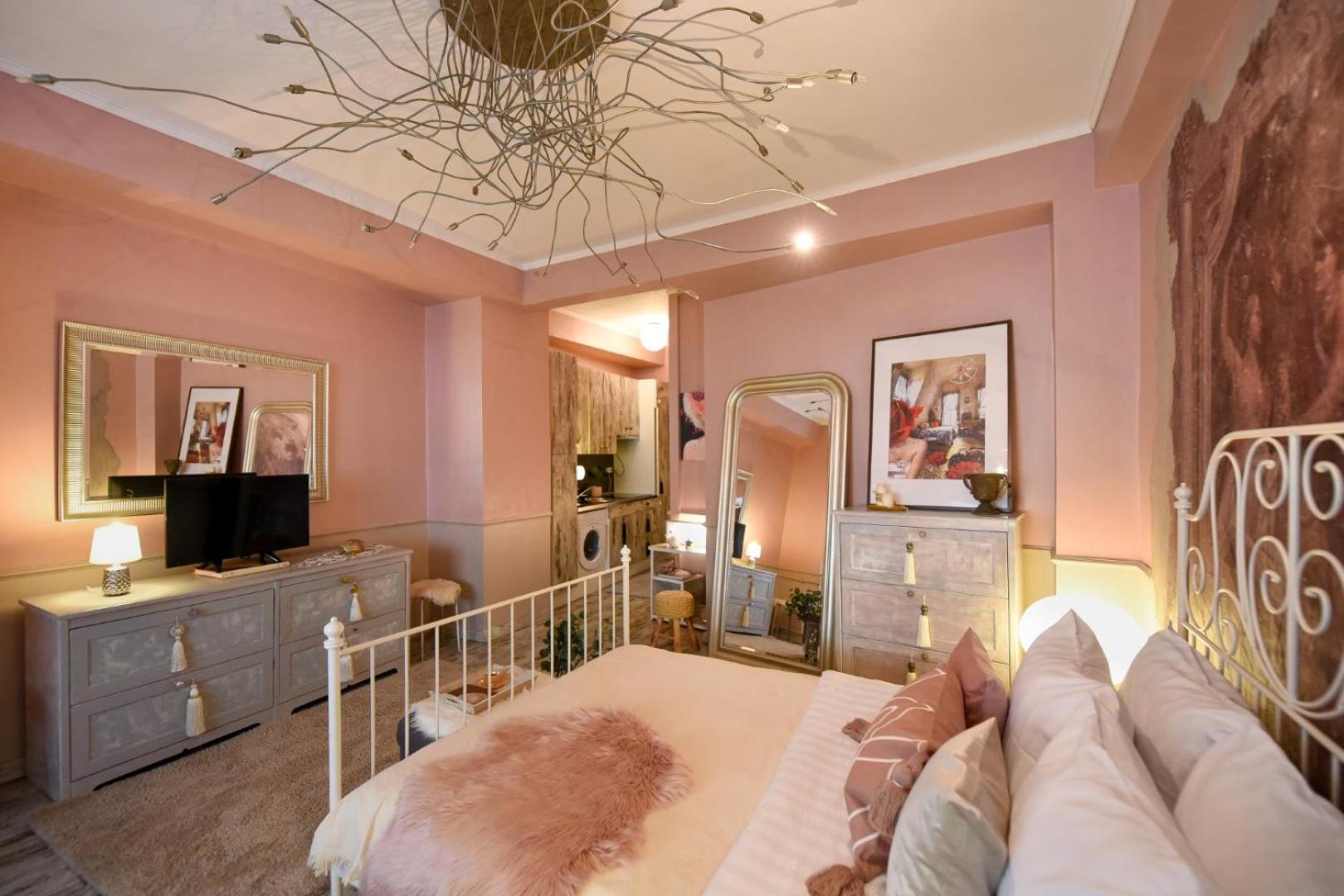 Magic Studio - A Central Fairytale Experience Bukares Bagian luar foto