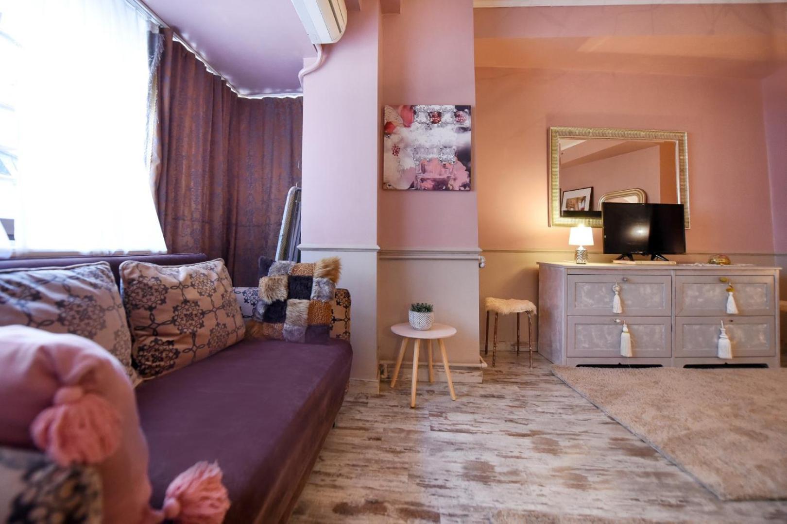 Magic Studio - A Central Fairytale Experience Bukares Bagian luar foto